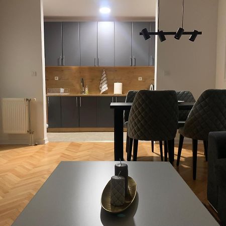 Apartman Geneva Bijeljina Eksteriør billede